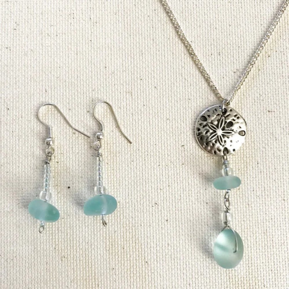 Sterling Silver Sand Dollar Blue Sea Glass Necklace Earrings Beach Ocean Mermaid - Picture 4 of 5